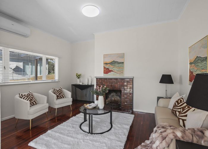  at 3175 Great North Road, New Lynn, Waitakere City, Auckland