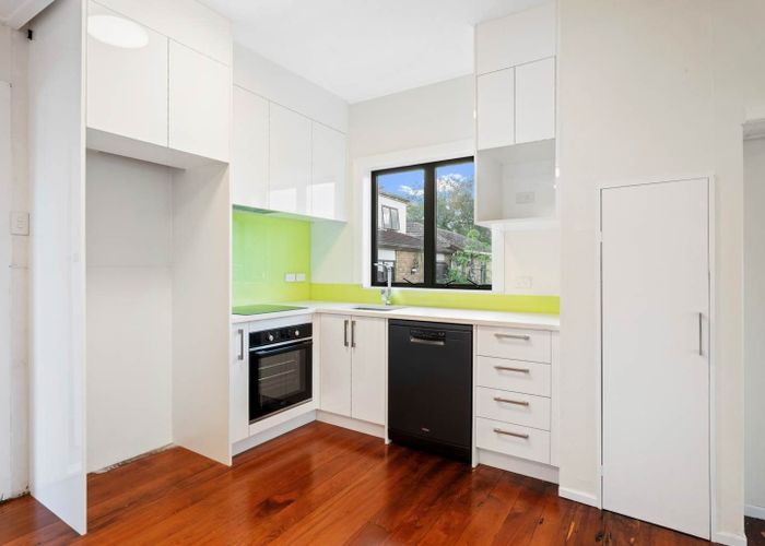  at 43 Hutton Street, Otahuhu, Auckland