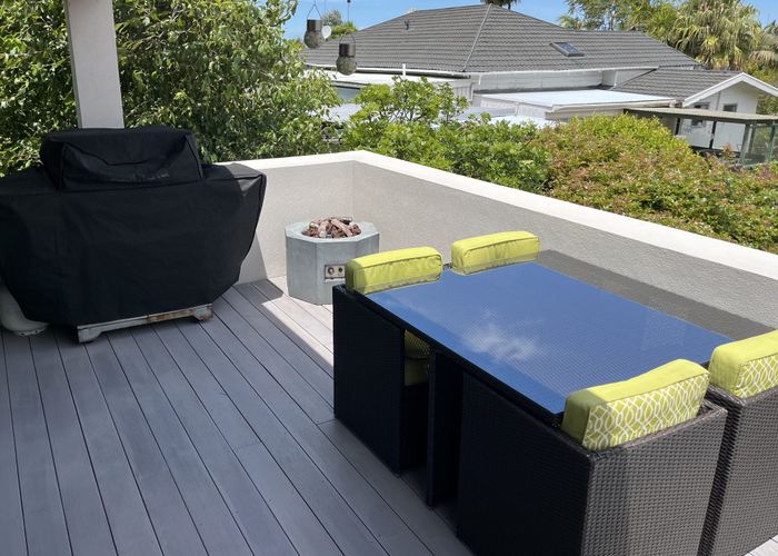  at 14 Bush View Lane, Northcote Point, North Shore City, Auckland