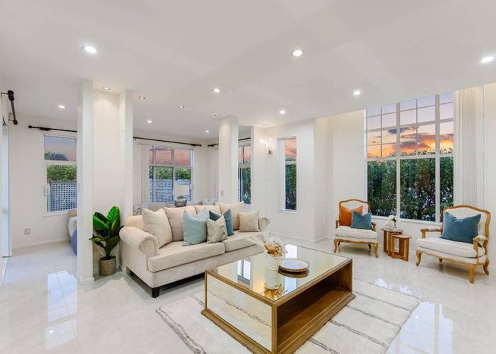  at 52 Chesterfield Way, Orewa, Orewa