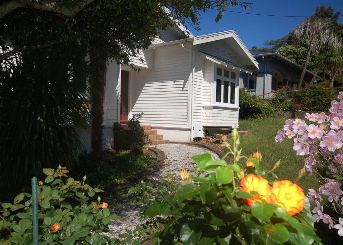  at 8 Mount Royal Avenue, Mount Albert, Auckland City, Auckland