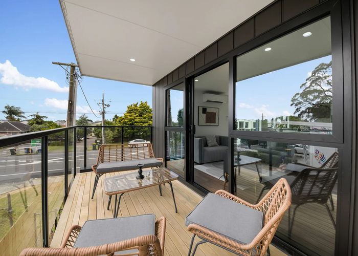  at 1 & 2/112 Swanson Road, Henderson, Waitakere City, Auckland