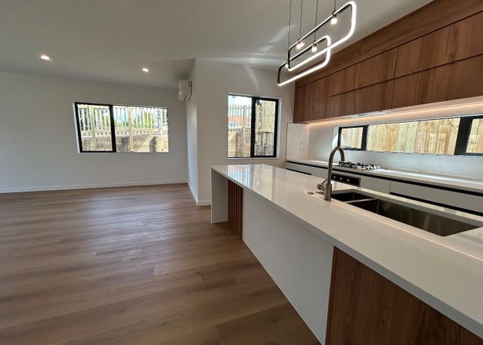  at 215A Forrest Hill Road, Forrest Hill, North Shore City, Auckland