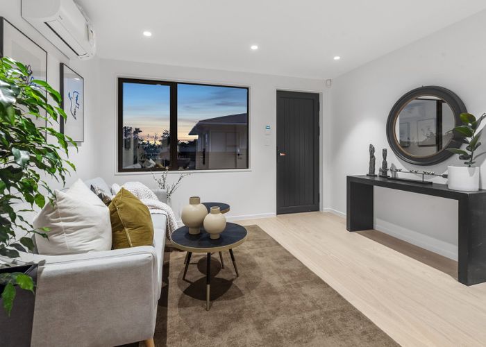  at 9B O'donn Avenue, Beach Haven, North Shore City, Auckland