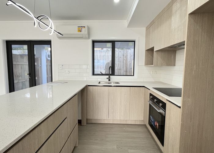  at 19 Yeoman Place, Howick, Manukau City, Auckland