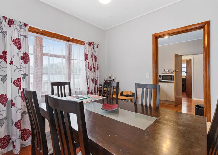  at 15 Edward Street, Pahiatua