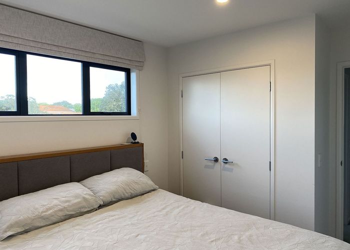  at 3/128 Onewa Road, Northcote, North Shore City, Auckland