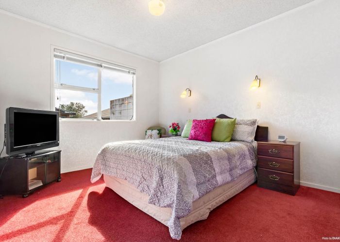 at 4/69 Titirangi Road, New Lynn, Auckland