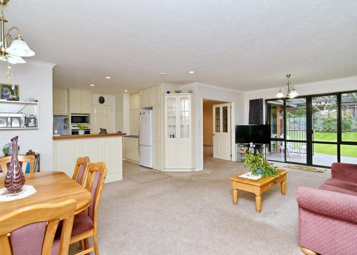  at 22 Baltimore Green, Shirley, Christchurch City, Canterbury