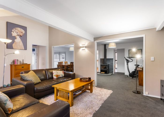  at 1/22 Falstaff Place, Half Moon Bay, Manukau City, Auckland