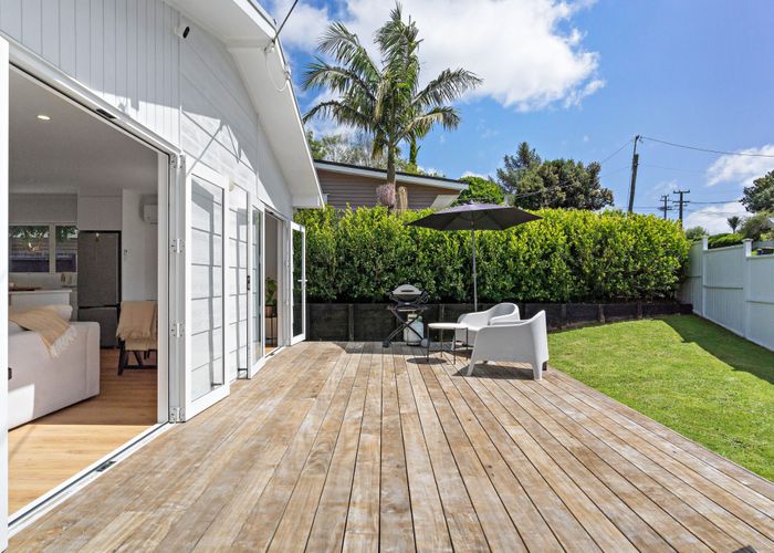  at 5 Rambler Crescent, Beach Haven, North Shore City, Auckland