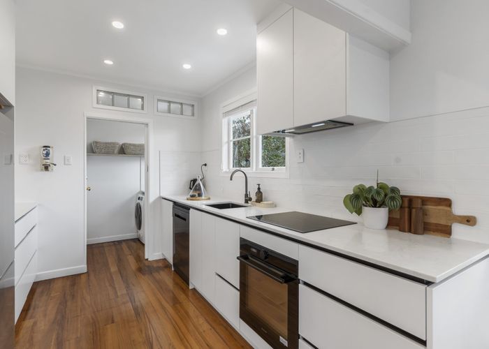  at 1/206 Rangatira Rd, Beach Haven, North Shore City