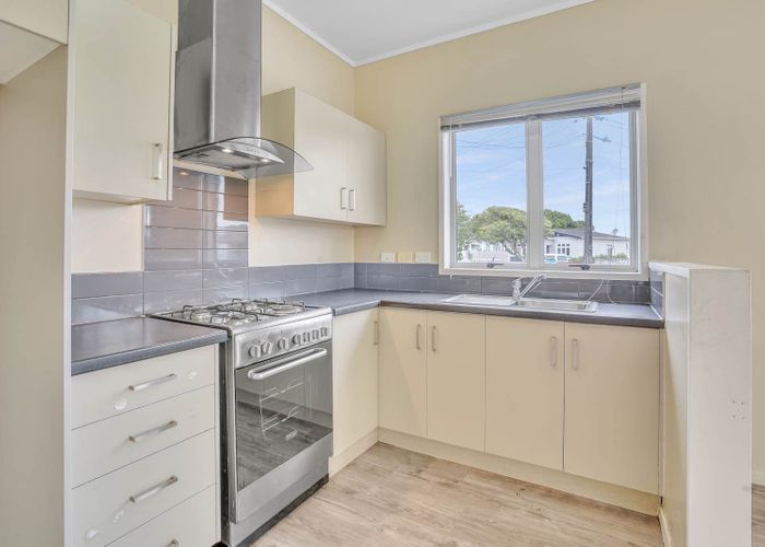  at 5 King Street, Papatoetoe, Manukau City, Auckland