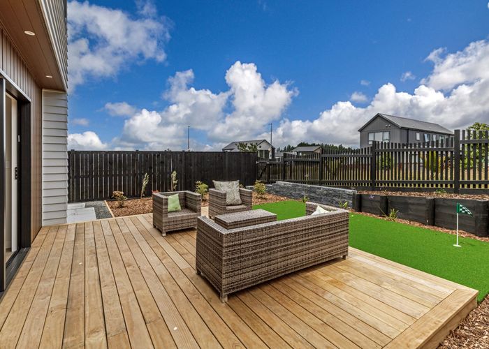  at 3 Maheu Lane, Orewa, Rodney, Auckland