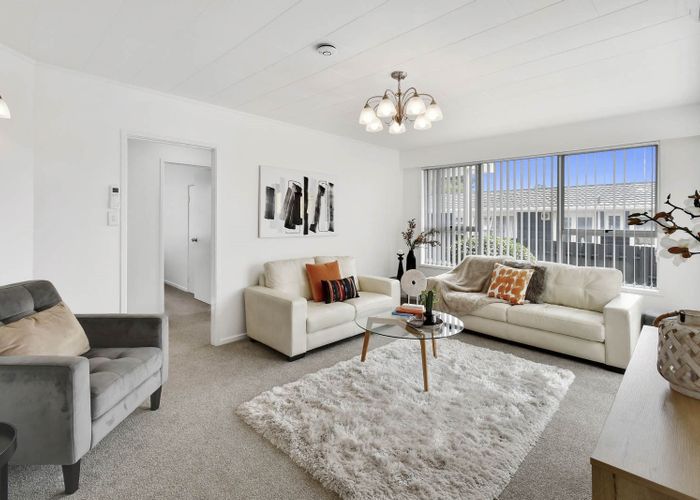 at 5 Carbery Place, Manurewa, Auckland