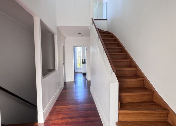  at 8 Almorah Place, Epsom, Auckland City, Auckland