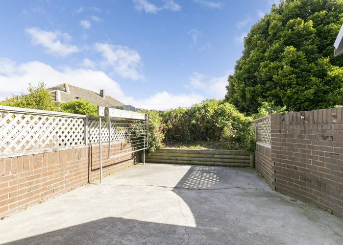  at 8/31 Mana Avenue, Titahi Bay, Porirua