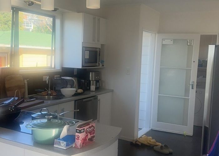  at 22 Jenanne Place, Totara Vale, North Shore City, Auckland