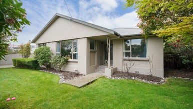  at 27 Dudley Street, Grasmere, Invercargill