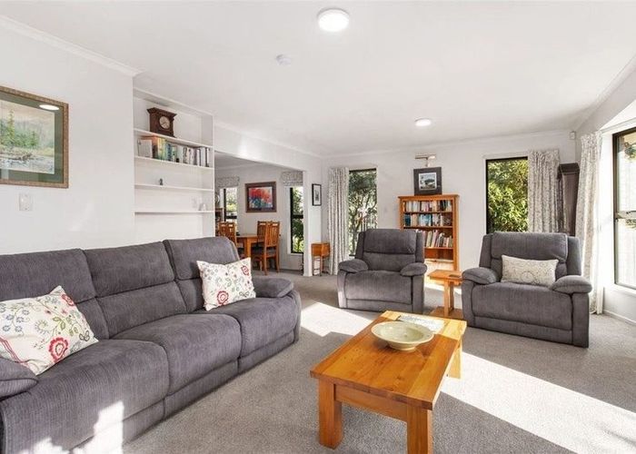  at 124 Hamilton Ave, Ilam, Christchurch City, Canterbury