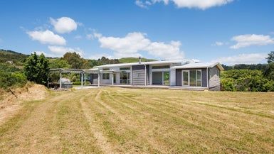  at 8 Ridgeview Road, Palmerston North
