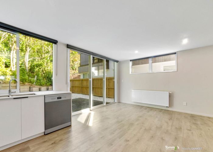  at 6 Bushland Grove, Paparangi, Wellington