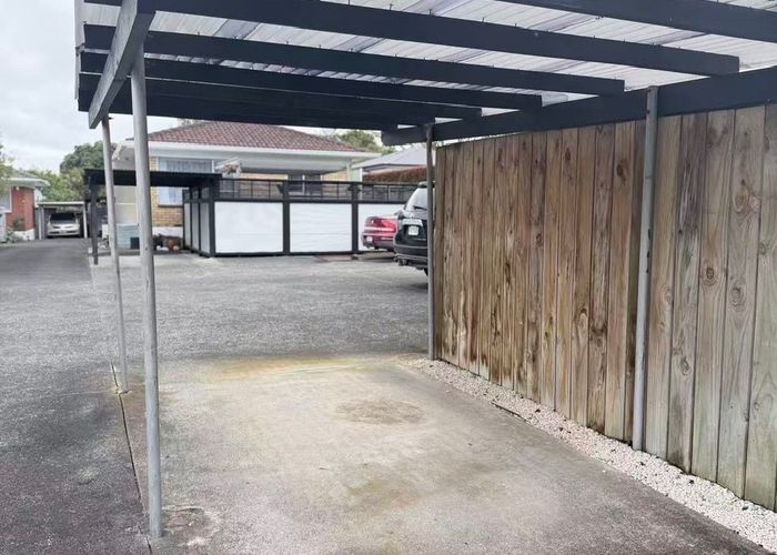  at 2/15 Heretaunga Avenue, Onehunga, Auckland City, Auckland