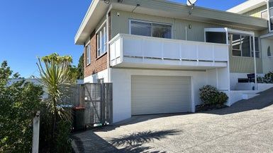  at 1/521 Mount Albert Road, Three Kings, Auckland