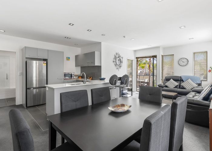  at B107/525 East Coast Road, Browns Bay, North Shore City, Auckland