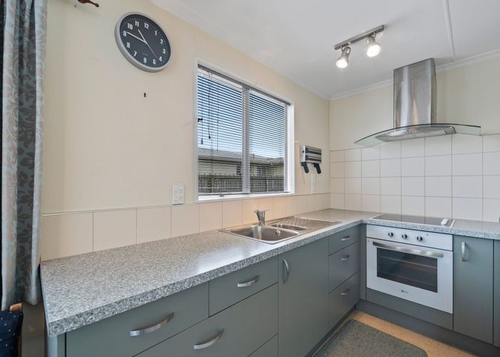  at 2/106 Bowmont Street, Appleby, Invercargill, Southland