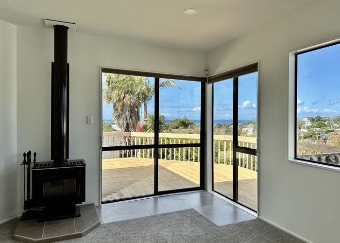  at 2/45 Deep Creek Road, Waiake, North Shore City, Auckland