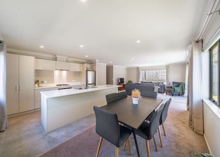  at 36 Moonsail Drive, Whitby, Porirua