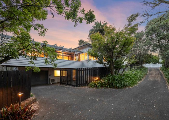  at 1/5 Church Street, Northcote Point, Auckland