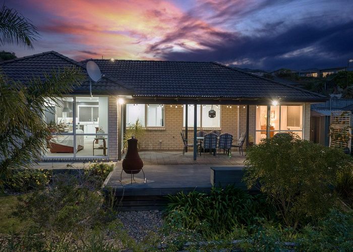  at 3 Fendalton Place, Hatfields Beach, Orewa