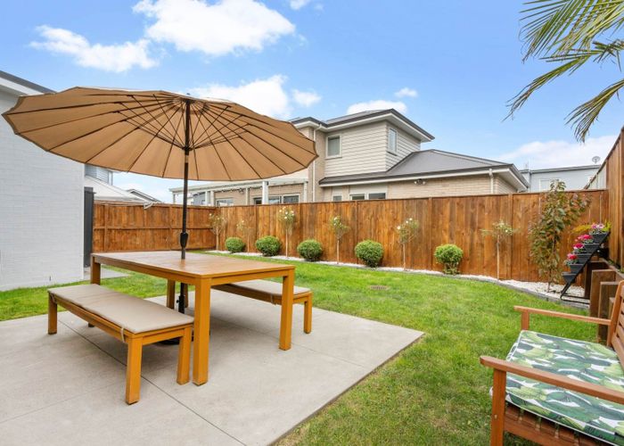  at 3 Vincent McGrath Crescent, Swanson, Auckland