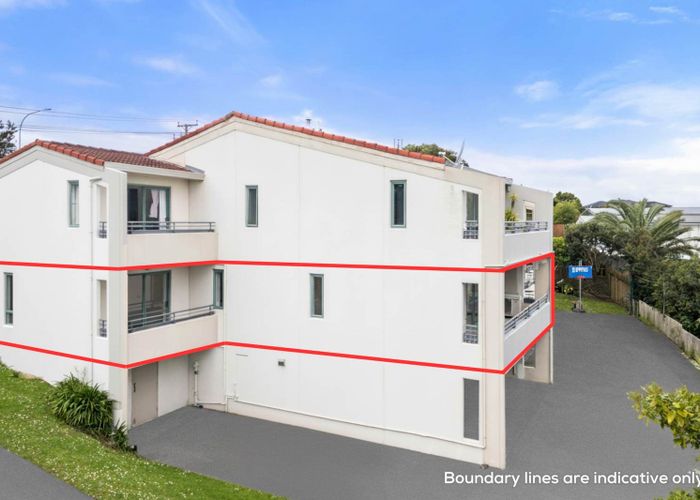  at 1C/223 Sunset Road, Sunnynook, North Shore City, Auckland