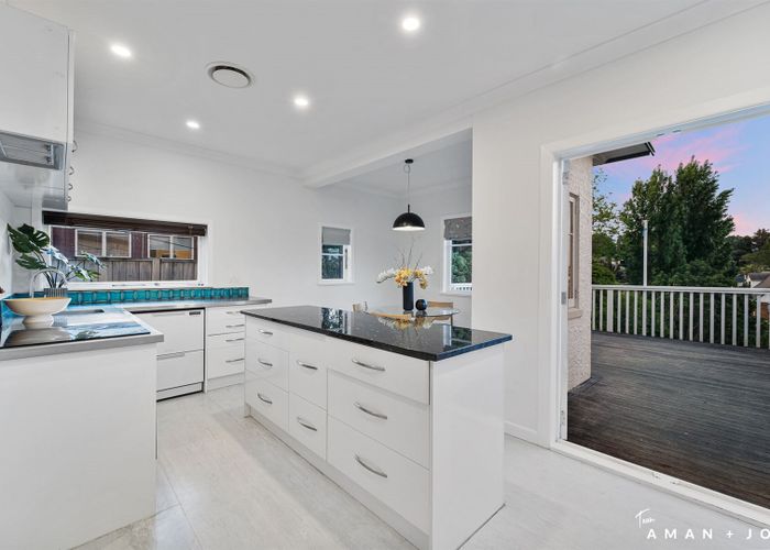  at 12 Eastglen Road, Glen Eden, Auckland