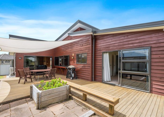  at 7 Lakemere Way, Kinloch, Taupō