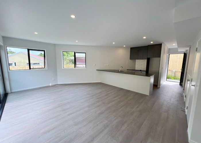  at 18 Whati Lane, Henderson, Waitakere City, Auckland
