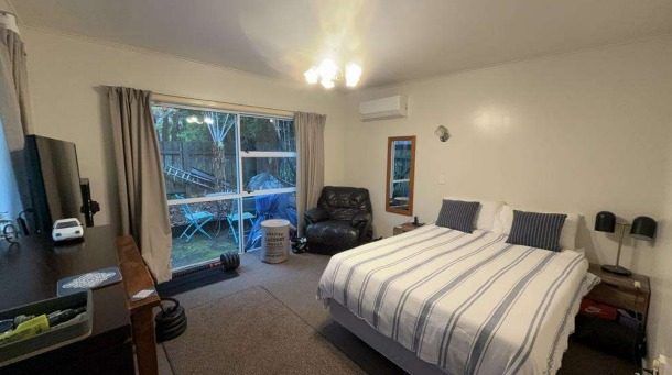  at 1/240 Godley Road, Titirangi, Waitakere City, Auckland