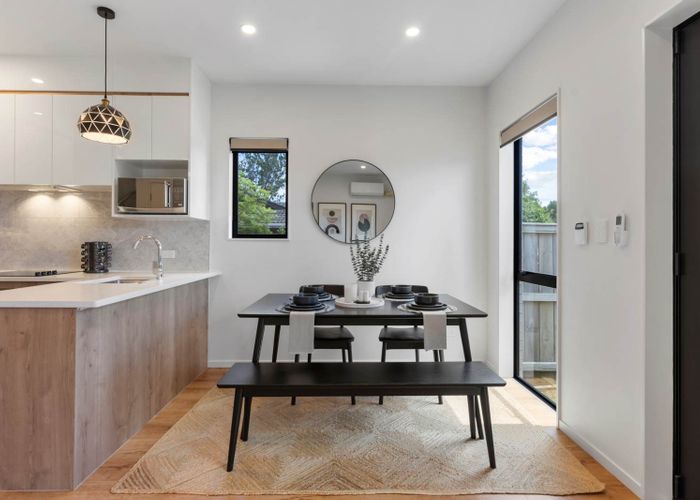  at 1/9 Schnapper Rock Road, Greenhithe, North Shore City, Auckland