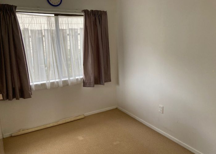  at 26 Fernhaven Grove, Newlands, Wellington