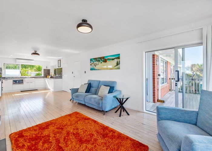  at 26 East Avenue, Manly, Whangaparaoa