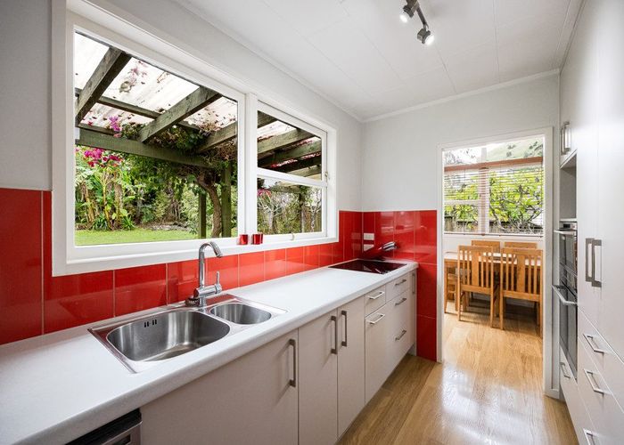  at 22 Mountain Road, Mount Wellington, Auckland