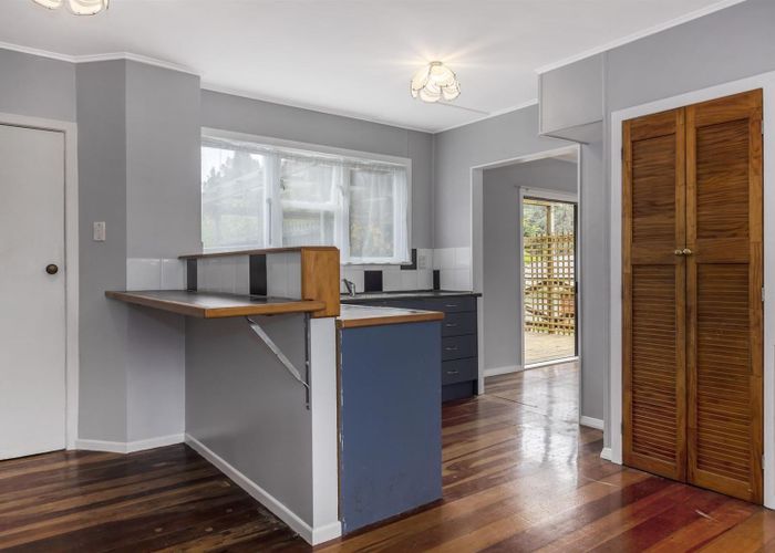  at 21 York Place, Cannons Creek, Porirua