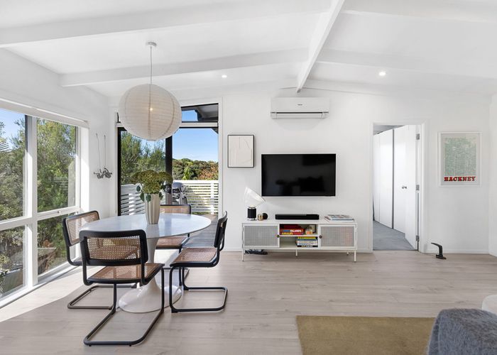  at 2/19 Lake Road, Northcote, North Shore City, Auckland