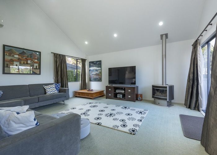  at 30F Beachcroft Avenue, Onehunga, Auckland