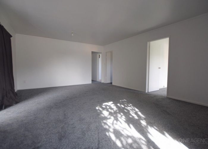  at 46 Hindmarsh Street, Henderson, Waitakere City, Auckland