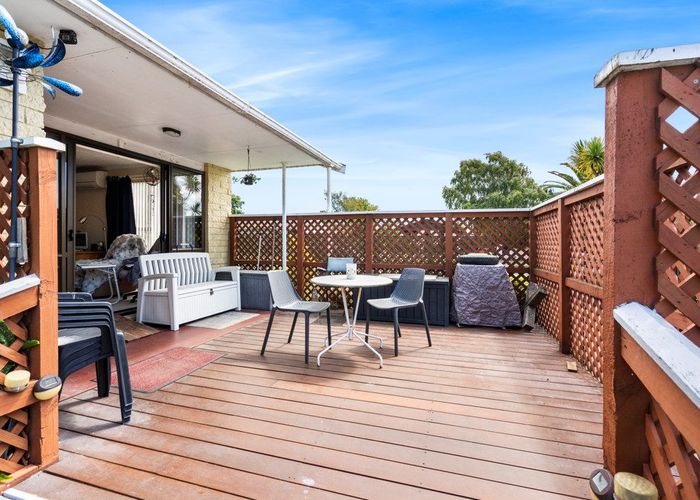  at 12 Cob Crescent, Woolston, Christchurch City, Canterbury