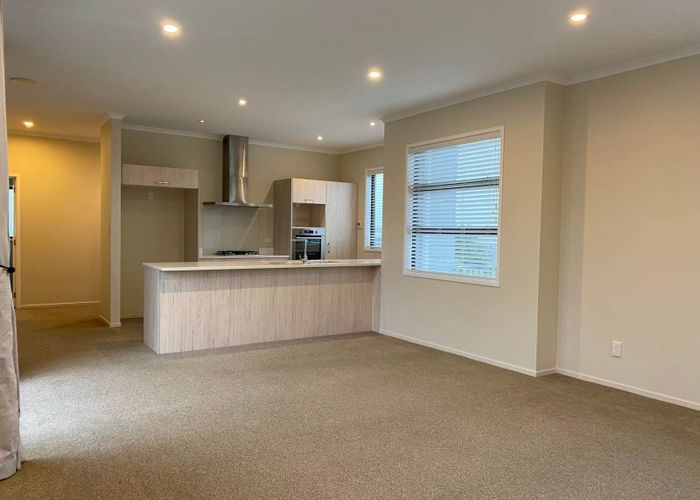  at 8 Barcliff Terrace, Gulf Harbour, Whangaparaoa